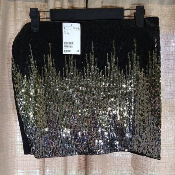 H&M DIVIDED gold and black sequin mini skirt NWT Size 8 - Picture 4 of 6